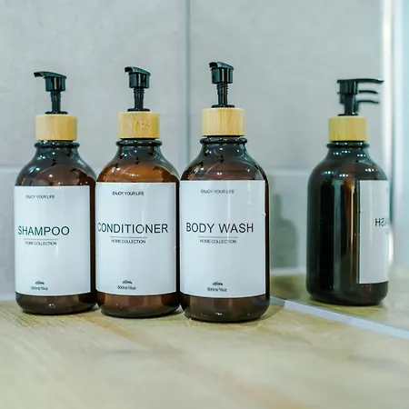 Stylish Centre 2 Bed With Balcony